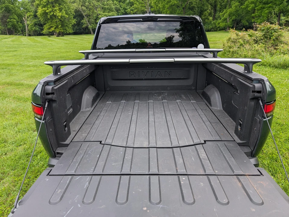 2022 Rivian R1T - Image 26 of 31