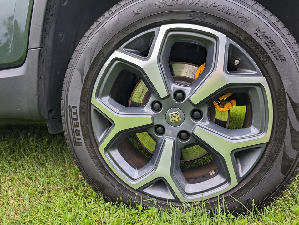 2022 Rivian R1T - Image 29 of 31