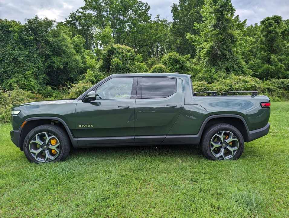 2022 Rivian R1T - Image 8 of 31