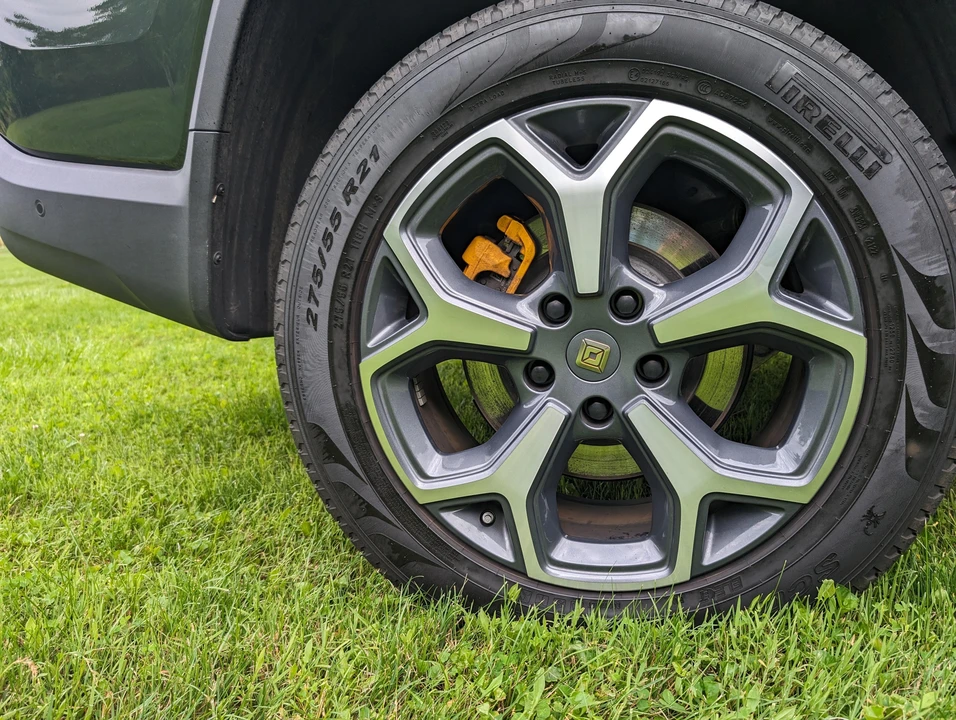 2022 Rivian R1T - Image 30 of 31