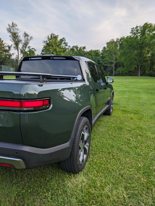 2022 Rivian R1T - Image 23 of 31