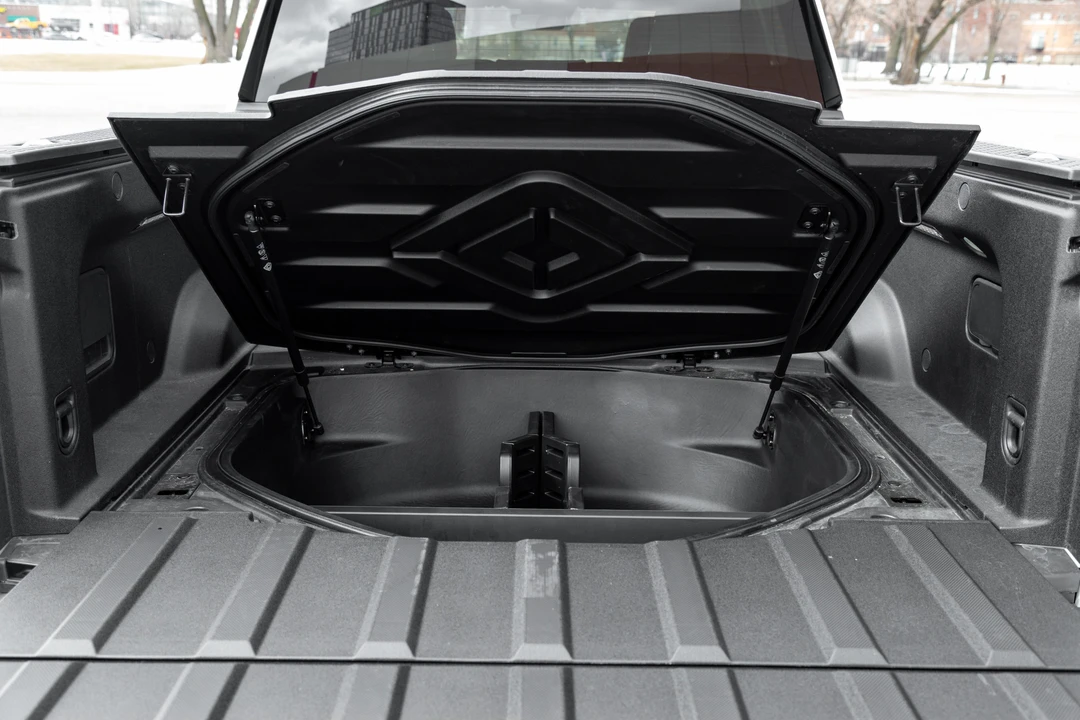2022 Rivian R1T - Image 22 of 31