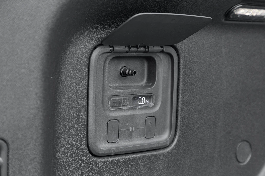 2022 Rivian R1T - Image 20 of 31