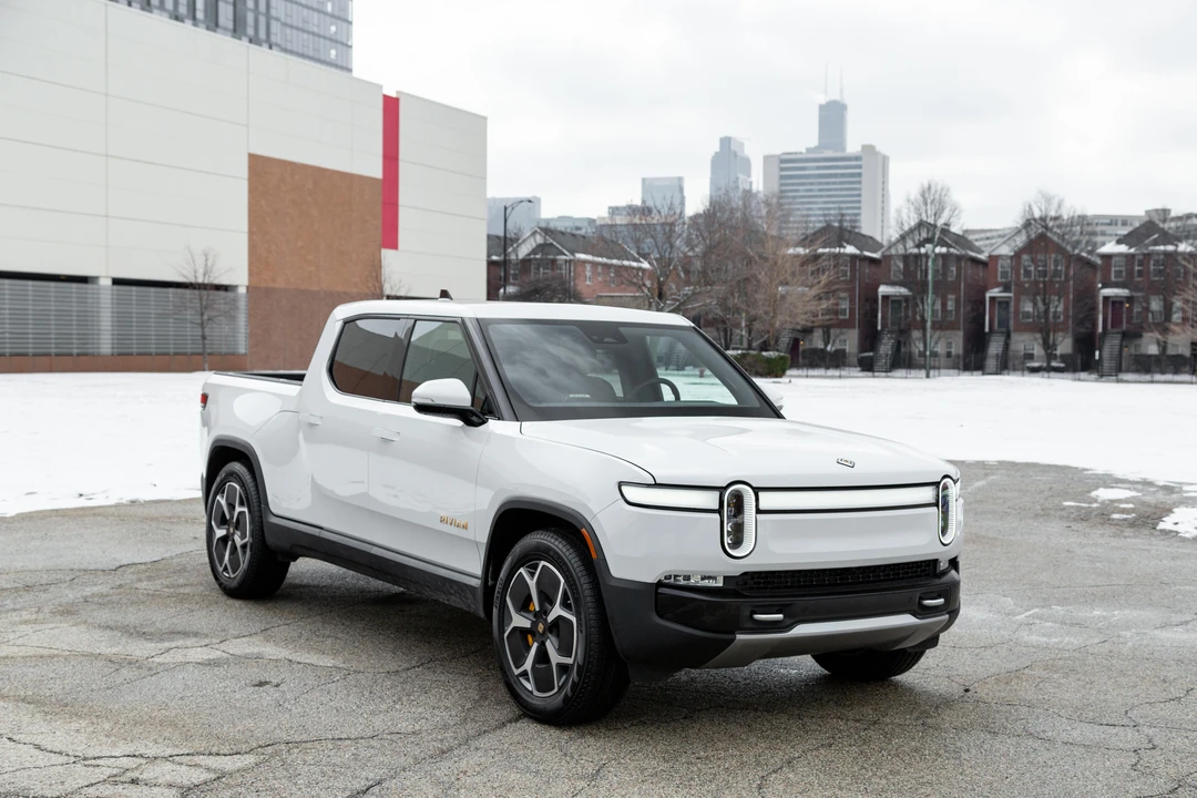 2022 Rivian R1T - Image 28 of 31