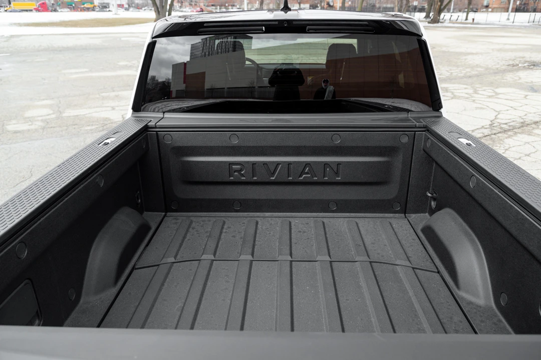 2022 Rivian R1T - Image 18 of 31