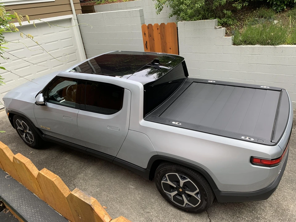 2022 Rivian R1T - Image 13 of 31