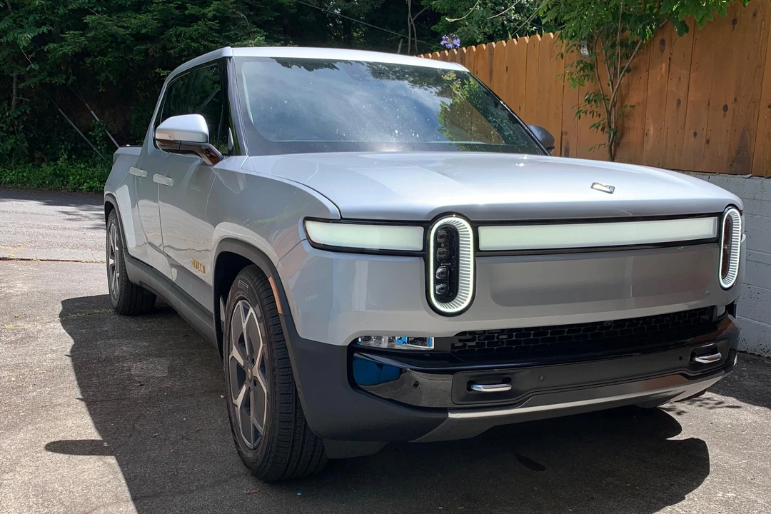 2022 Rivian R1T - Image 22 of 31
