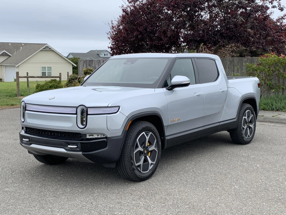 2022 Rivian R1T - Image 8 of 31