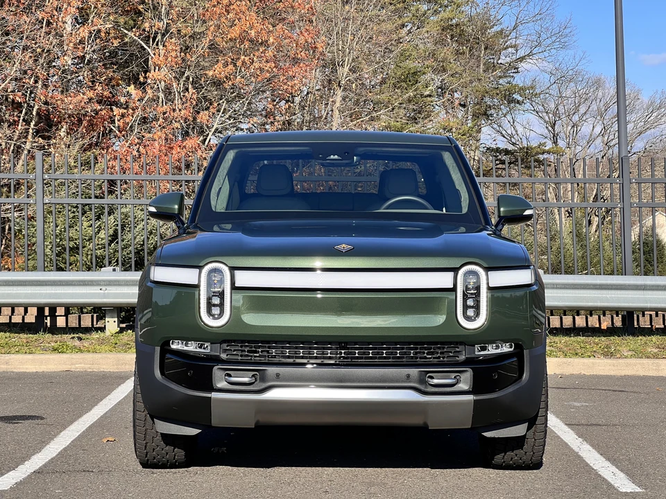 2022 Rivian R1T - Image 8 of 31