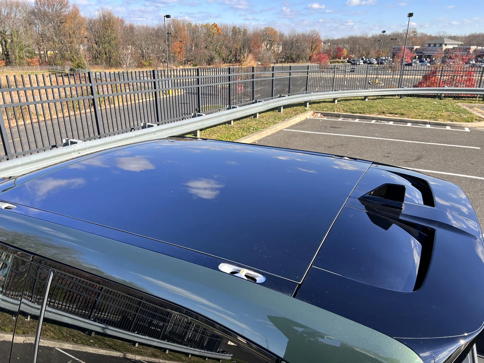 2022 Rivian R1T - Image 30 of 31