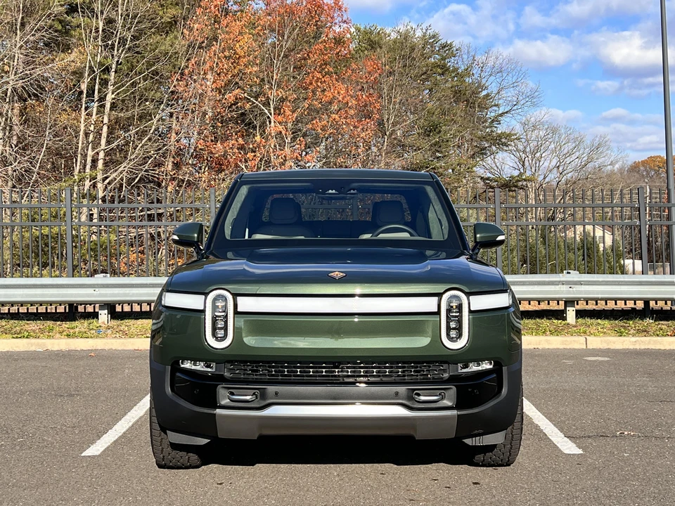 2022 Rivian R1T - Image 6 of 31