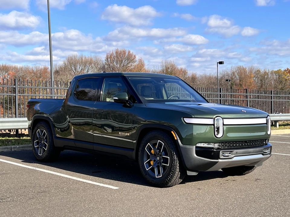 2022 Rivian R1T - Image 19 of 31