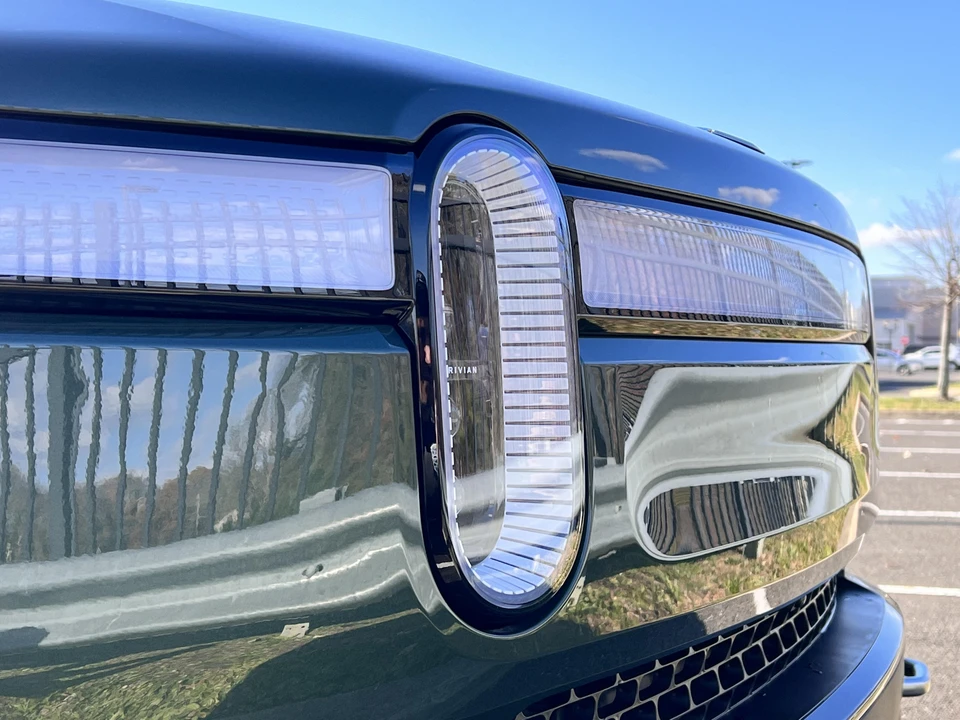 2022 Rivian R1T - Image 20 of 31