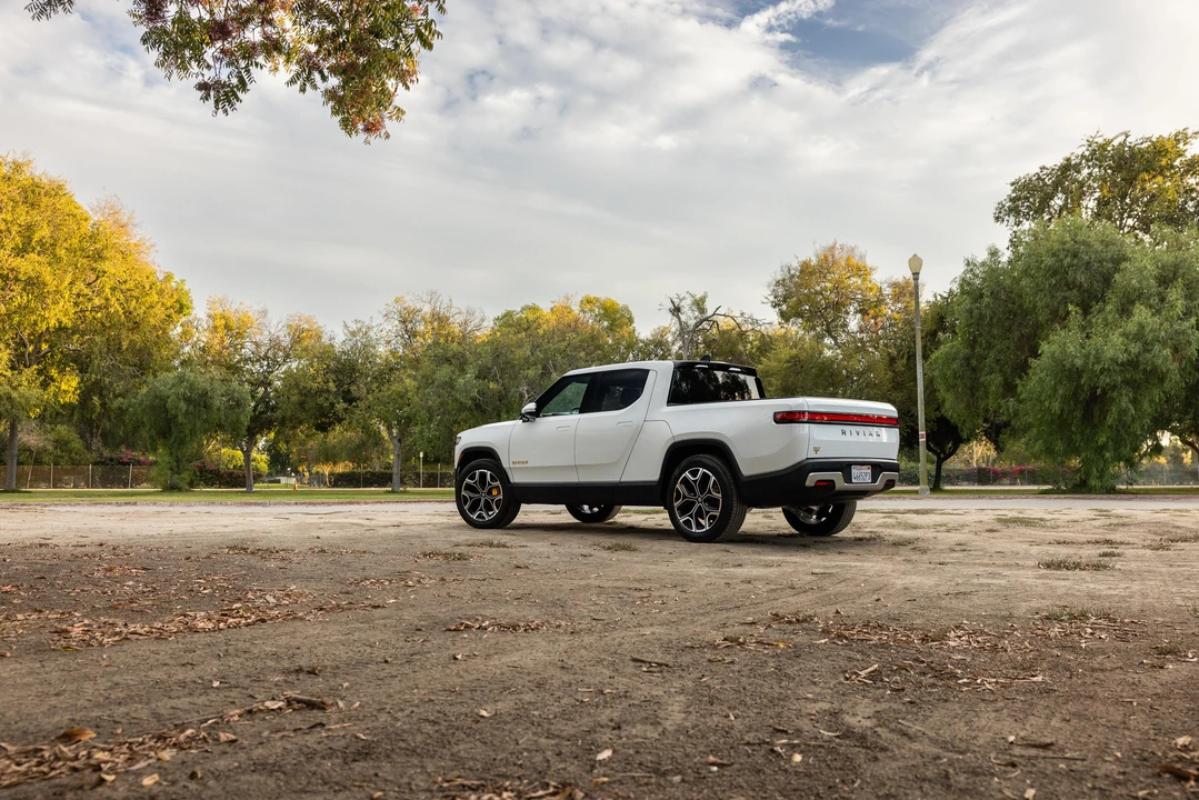2022 Rivian R1T - Image 21 of 31