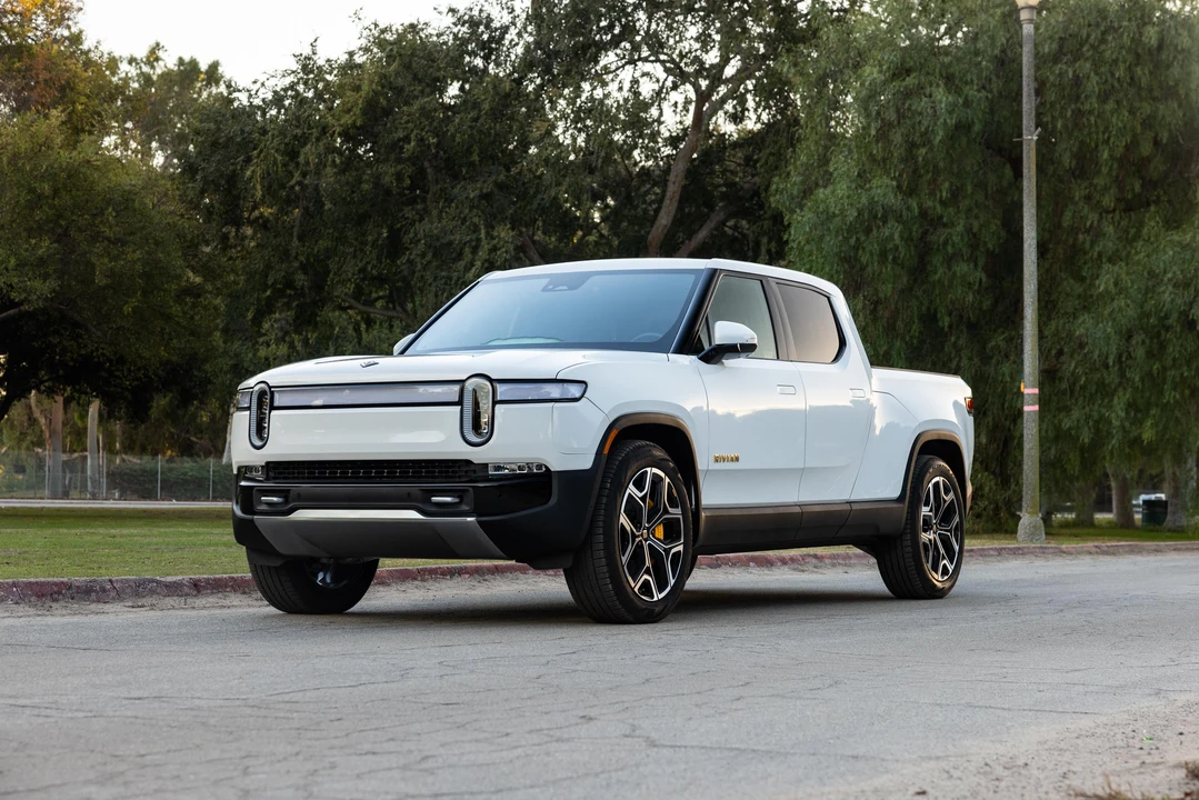 2022 Rivian R1T - Image 8 of 31