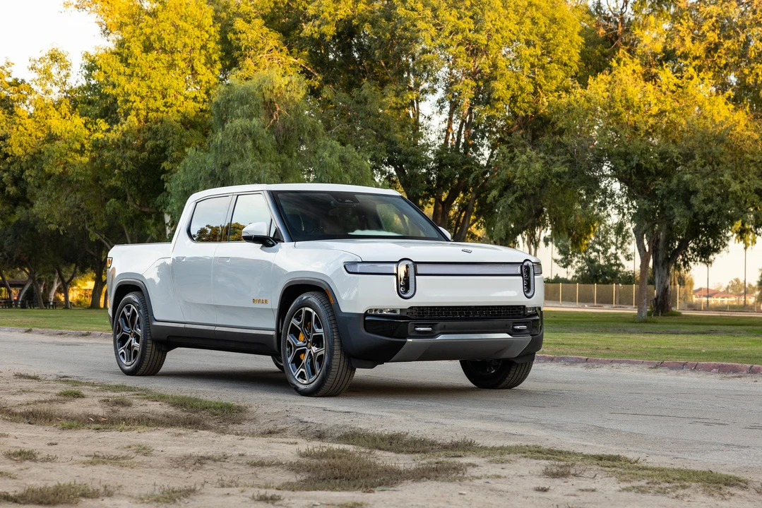 2022 Rivian R1T - Image 17 of 31