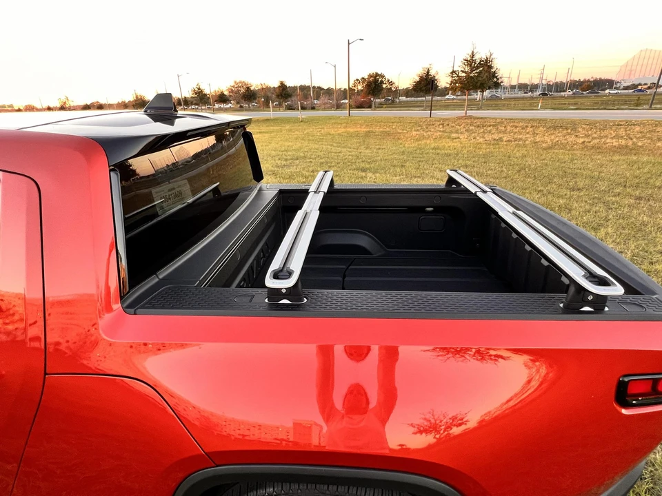 2022 Rivian R1T - Image 20 of 31