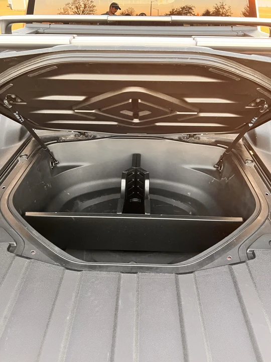 2022 Rivian R1T - Image 24 of 31