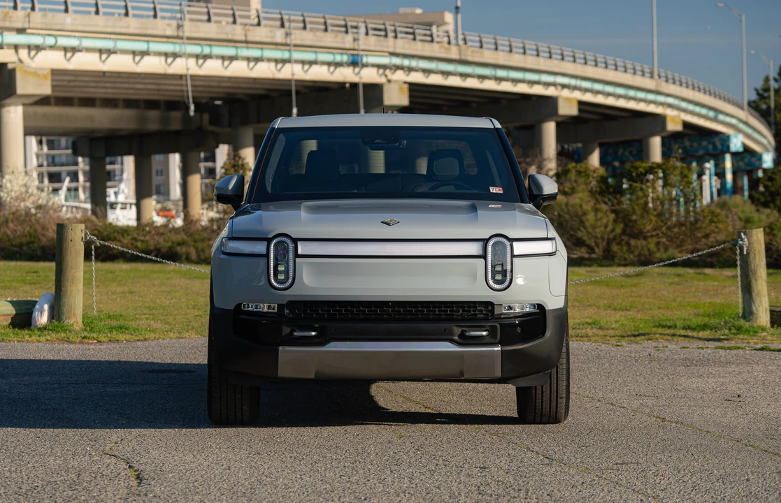 2022 Rivian R1T - Image 5 of 31