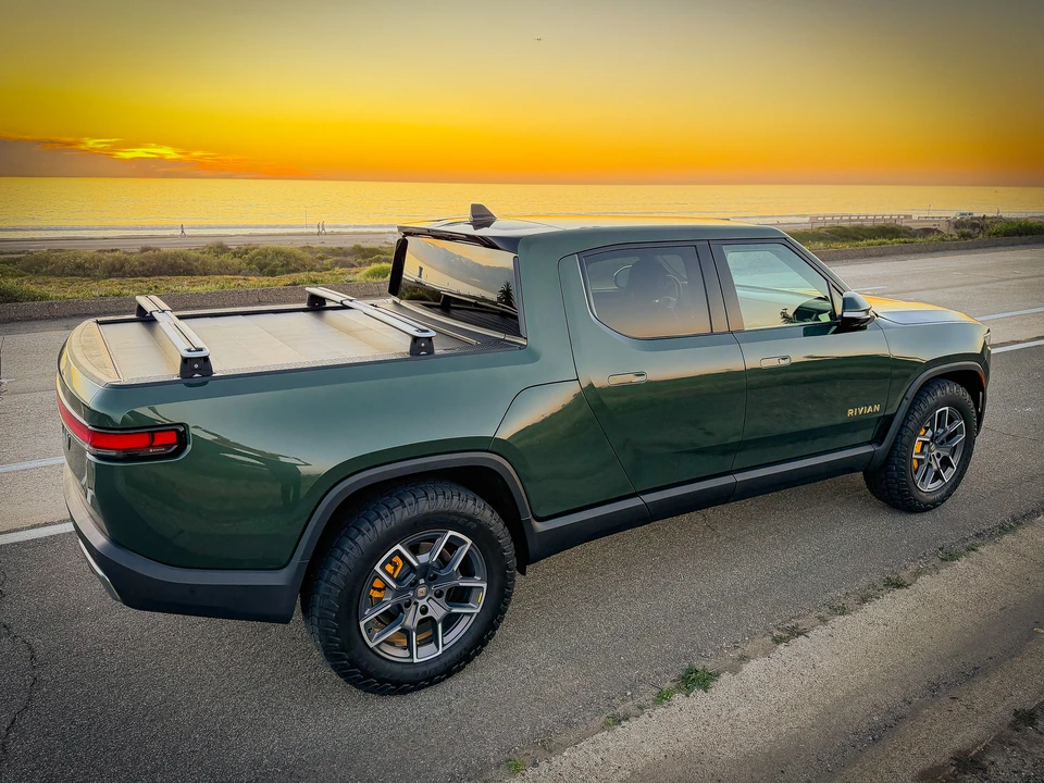 2022 Rivian R1T - Image 26 of 31