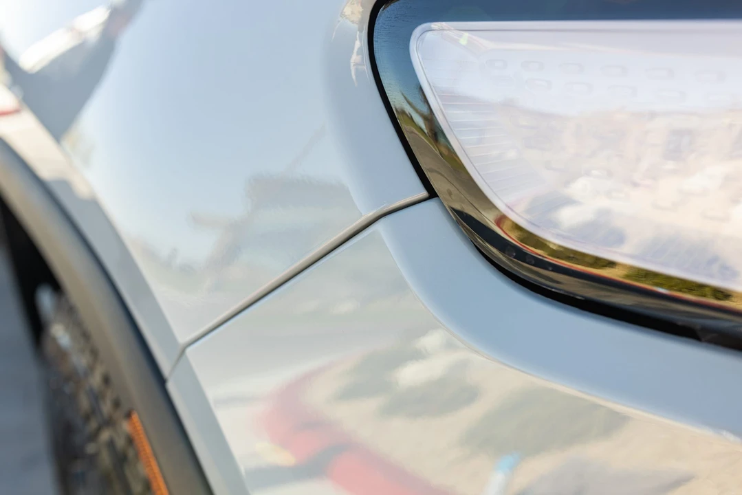 2022 Rivian R1T - Image 12 of 31