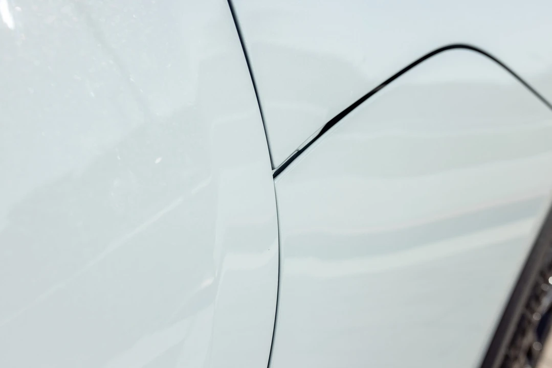 2022 Rivian R1T - Image 25 of 31