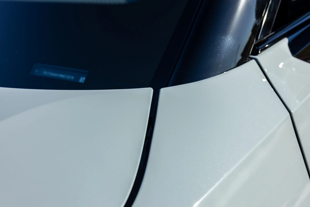 2022 Rivian R1T - Image 18 of 31