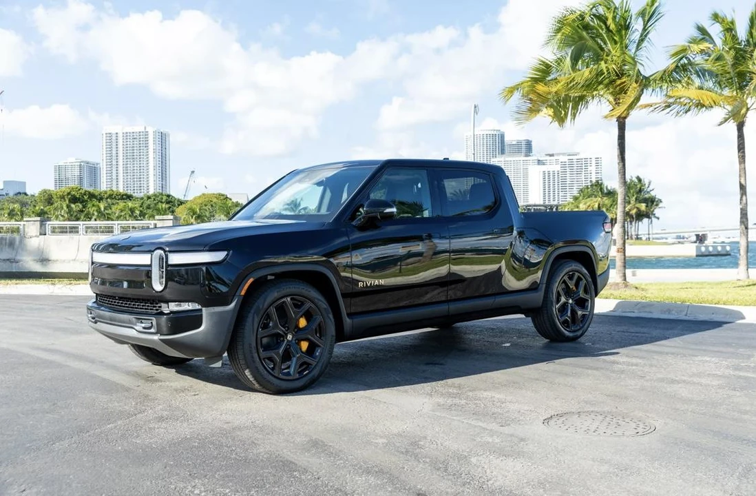 2022 Rivian R1T - Image 5 of 31