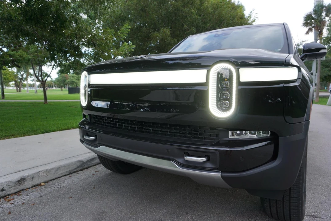 2022 Rivian R1T - Image 29 of 31
