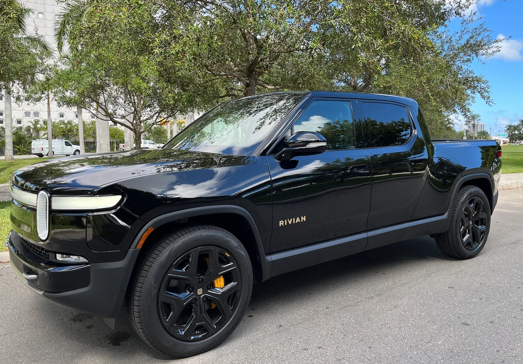 2022 Rivian R1T - Image 14 of 31