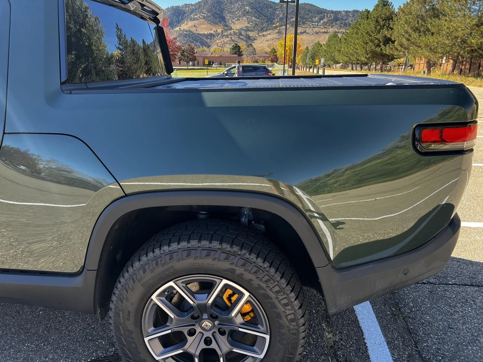 2022 Rivian R1T - Image 23 of 31