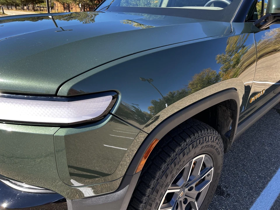 2022 Rivian R1T - Image 16 of 31