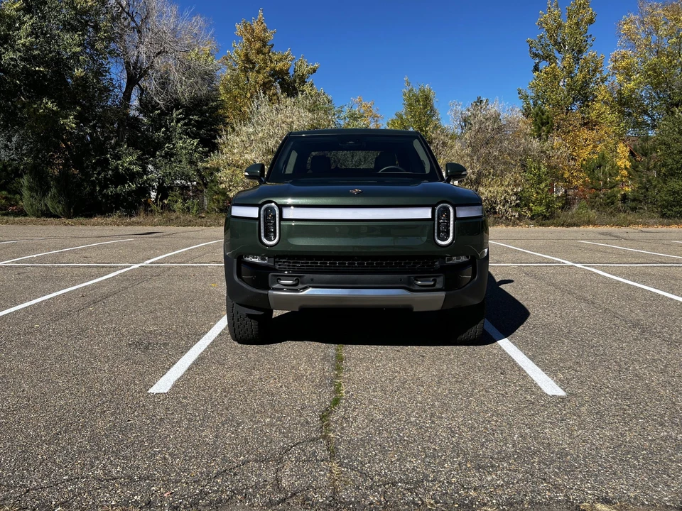 2022 Rivian R1T - Image 5 of 31