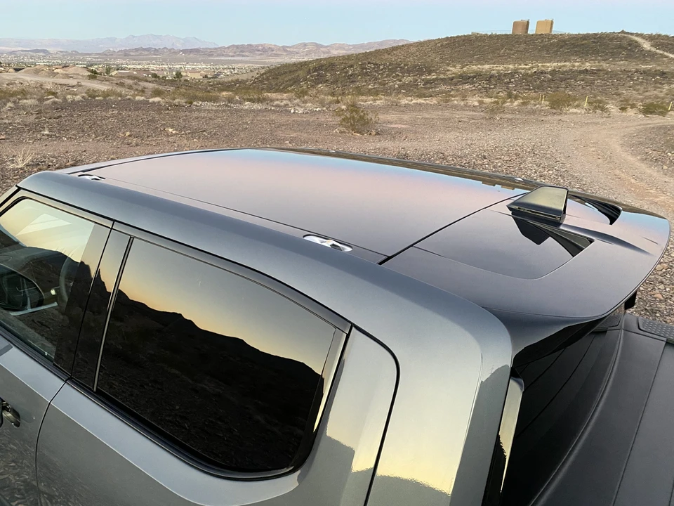 2022 Rivian R1T - Image 17 of 31