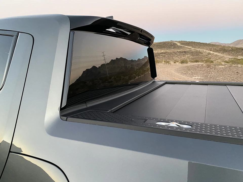 2022 Rivian R1T - Image 19 of 31