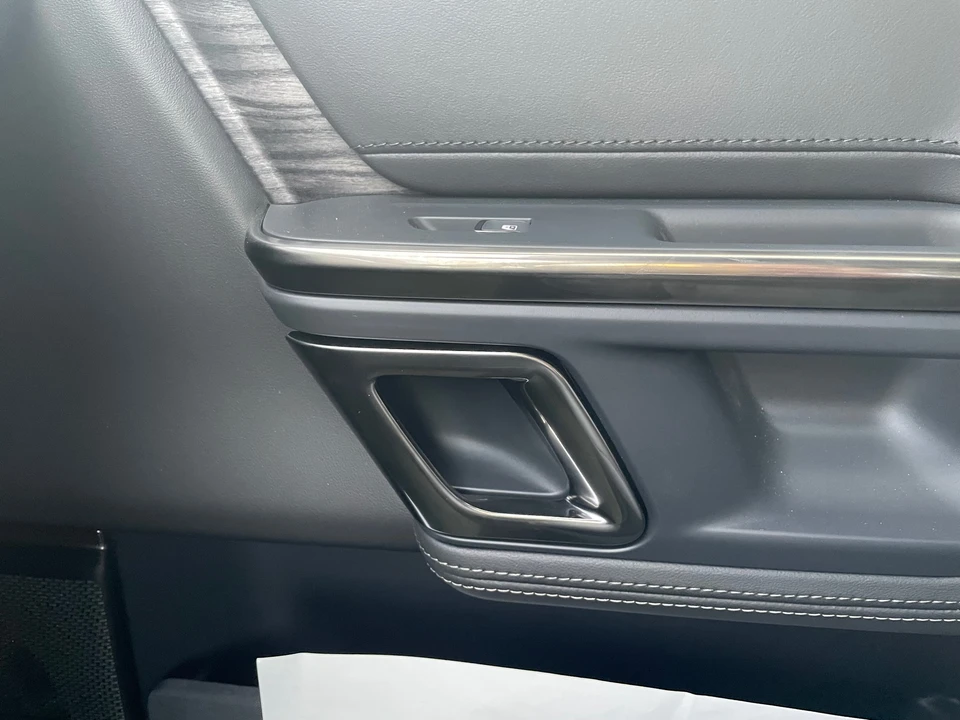 2022 Rivian R1T - Image 30 of 31