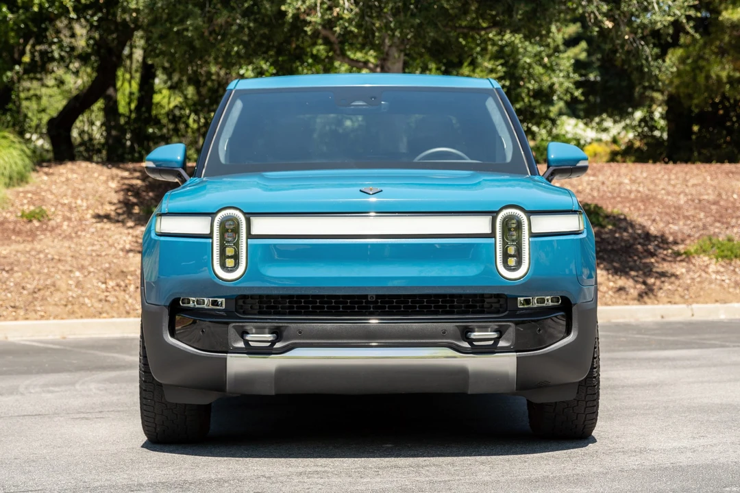 2022 Rivian R1T - Image 3 of 31
