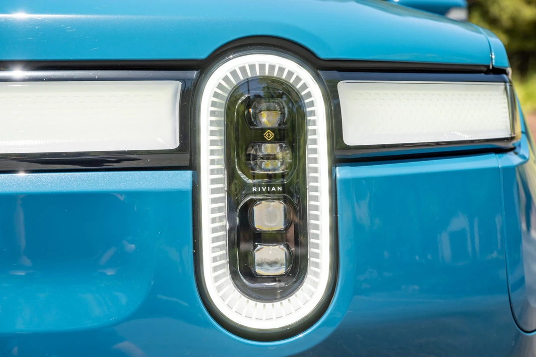 2022 Rivian R1T - Image 26 of 31