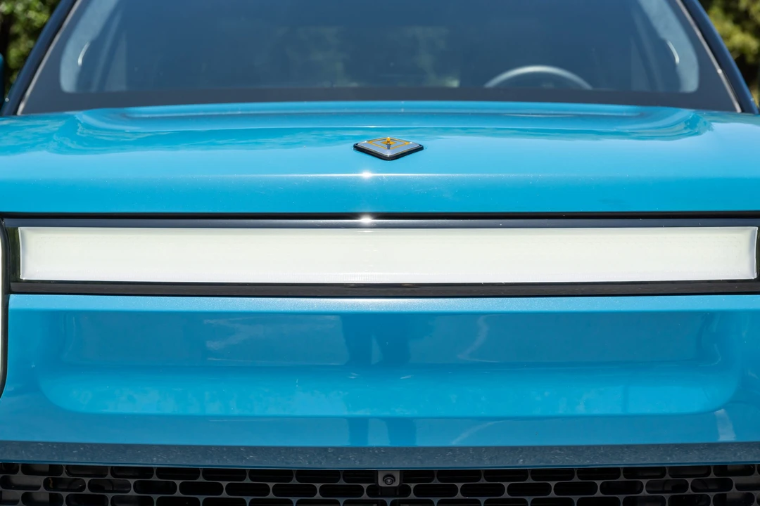 2022 Rivian R1T - Image 25 of 31