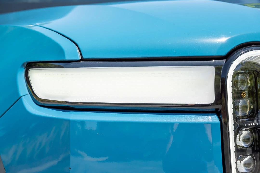 2022 Rivian R1T - Image 23 of 31