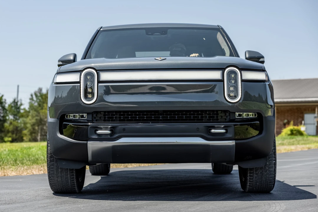2022 Rivian R1T - Image 11 of 31