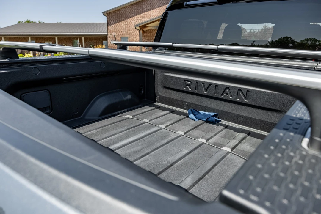 2022 Rivian R1T - Image 20 of 31