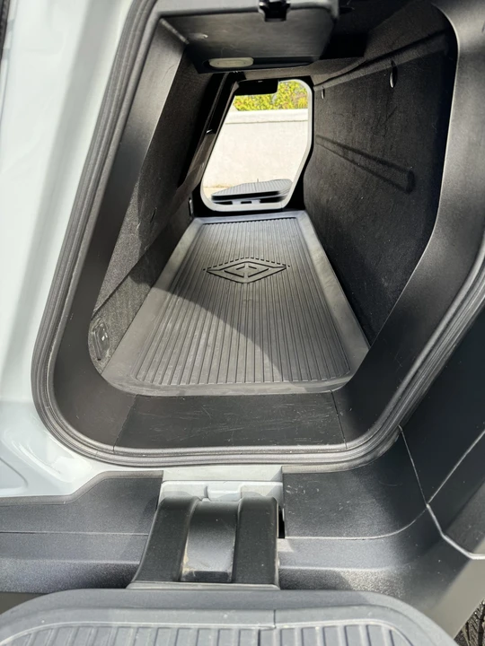 2022 Rivian R1T - Image 26 of 31
