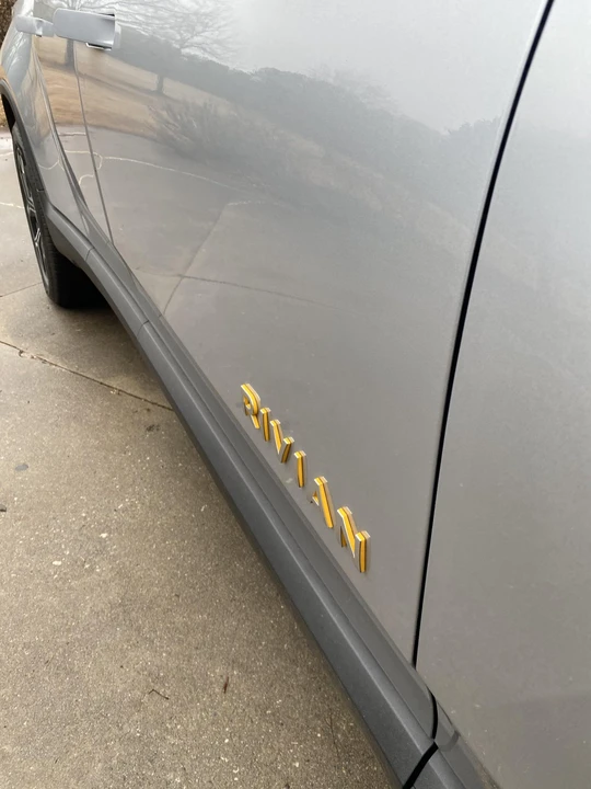 2022 Rivian R1T - Image 12 of 31