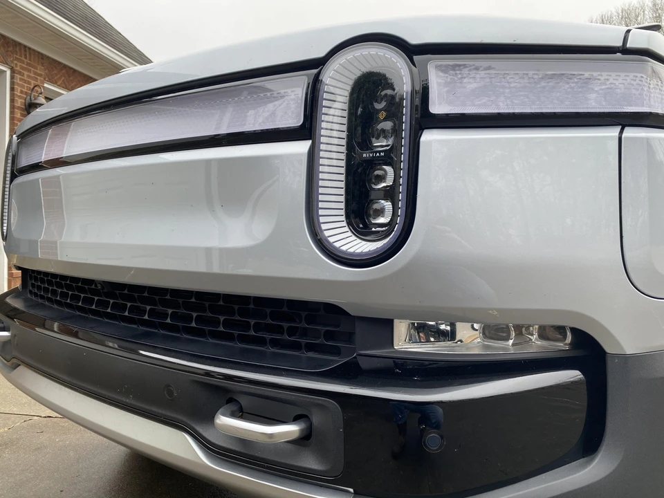 2022 Rivian R1T - Image 19 of 31