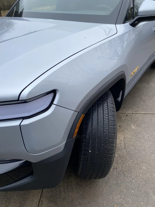 2022 Rivian R1T - Image 10 of 31