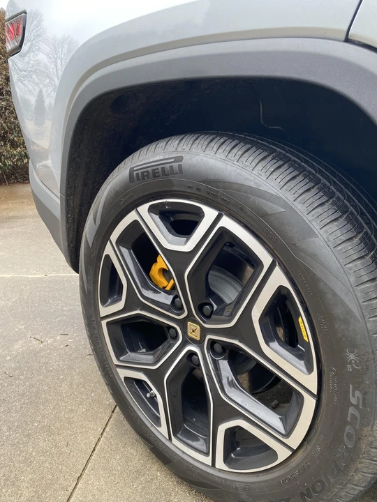 2022 Rivian R1T - Image 31 of 31