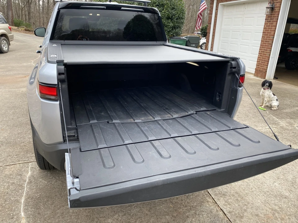 2022 Rivian R1T - Image 25 of 31