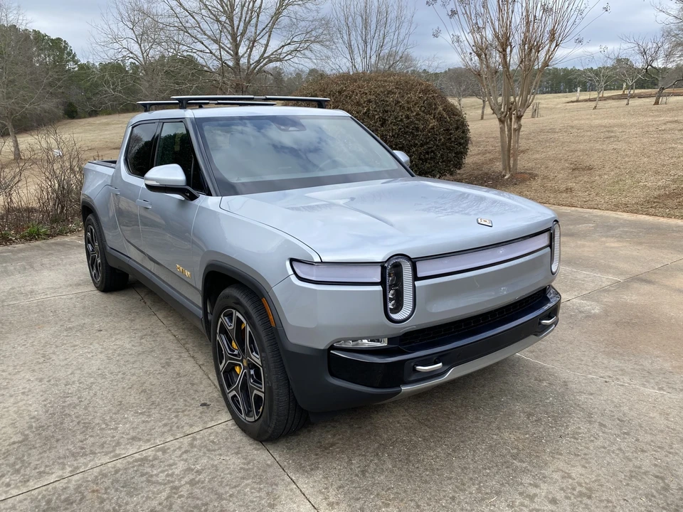2022 Rivian R1T - Image 8 of 31