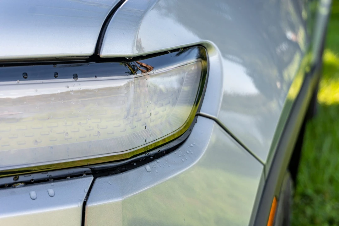 2022 Rivian R1T - Image 24 of 31